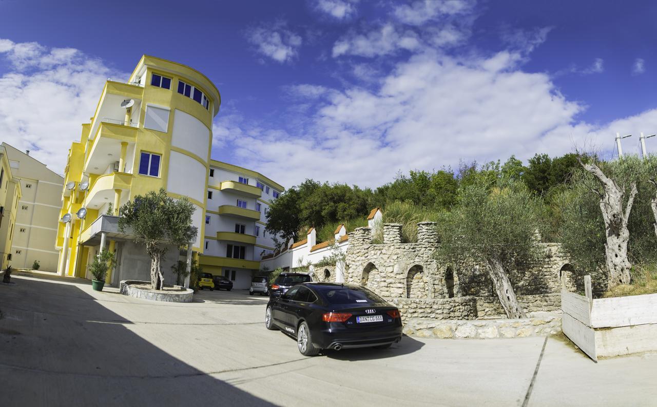 Apartamento Apartman Olive Ulcinj Exterior foto