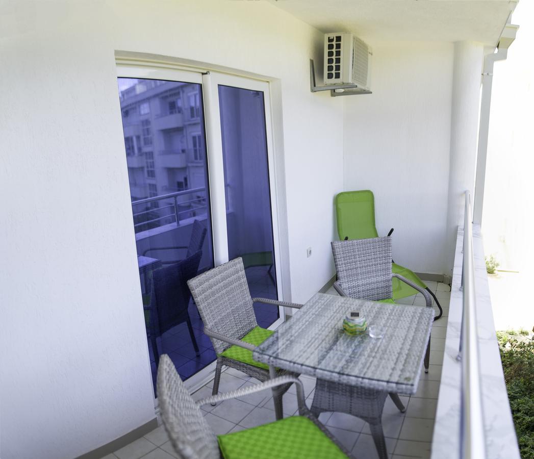 Apartamento Apartman Olive Ulcinj Exterior foto